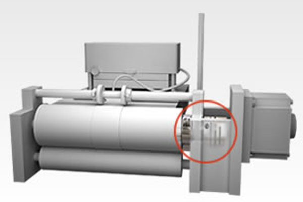 輪転機（印刷機）のローラとシャフト接続